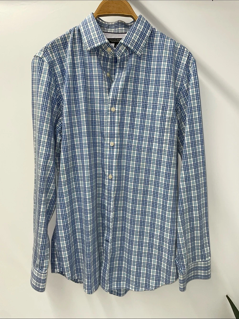 BANANA REPUBLIC CLASSIC FIT NO IRON SHIRT FTL-08-057